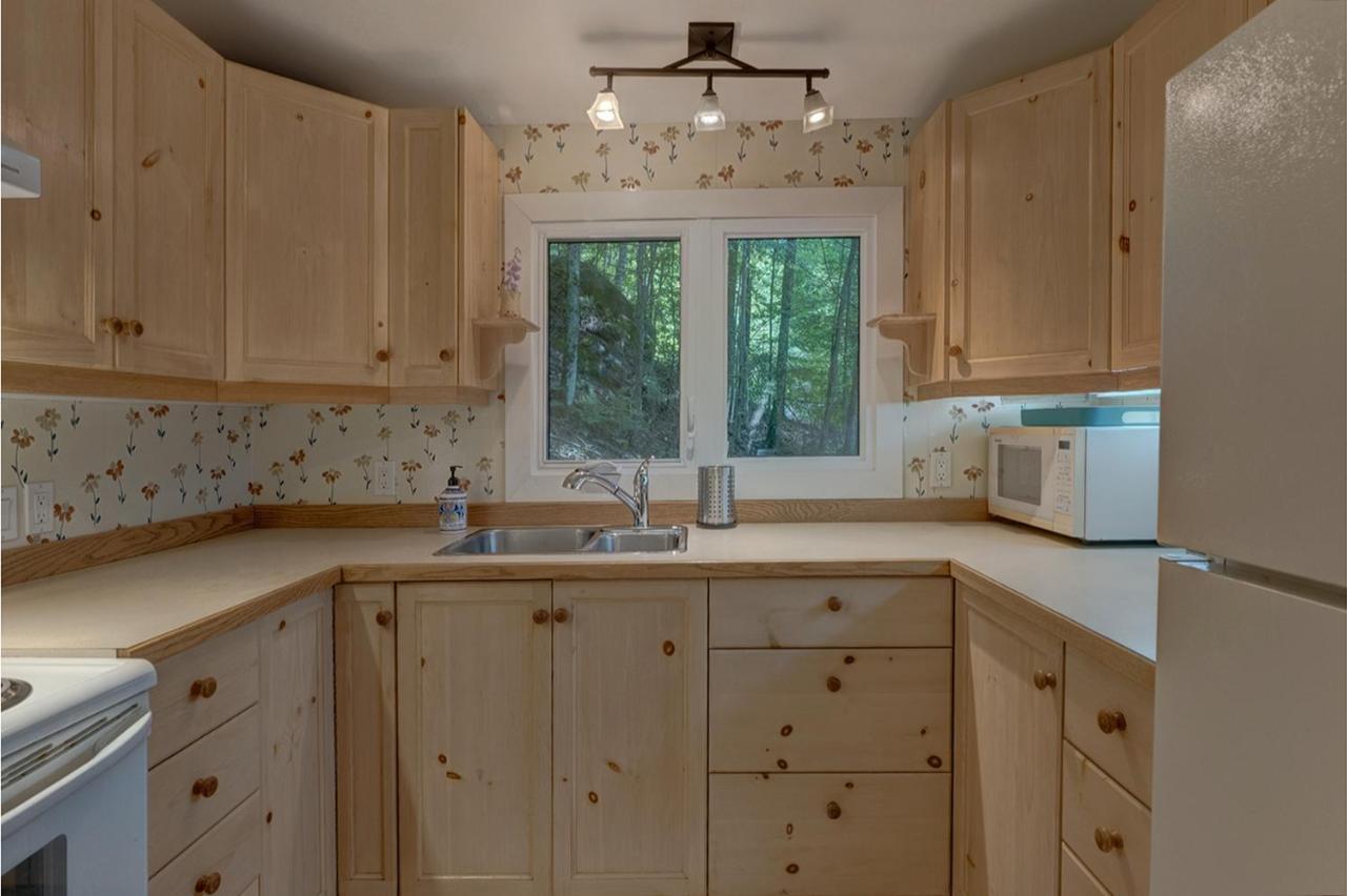 Chalet Dans Les Arbres. 3 Ch. /Trees House 3Bdr Lac Sainte-Marie Bagian luar foto